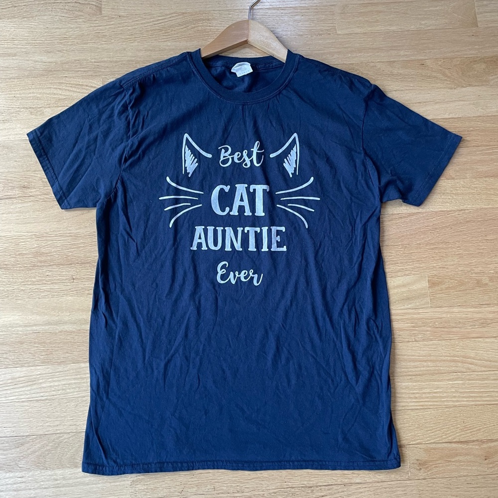 Best Cat Auntie Ever T-Shirt Size Large in Excellent Condition